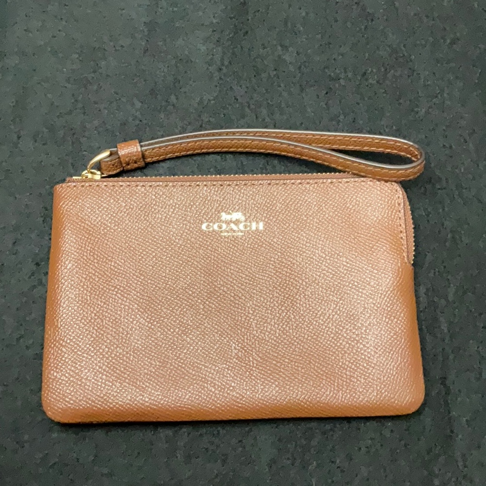 Coach Corner Zip Wristlet